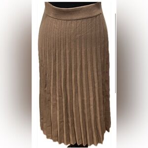 Kerisma Camel knit pleaded skirt